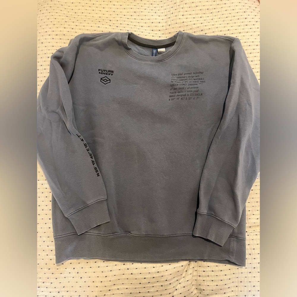 Men’s Blue Futuristic Crewneck